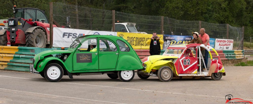 Baptêmes 2cv cross Deuchie 2024 circuit Bourges-Allogny photographe De la lumière aux yeux