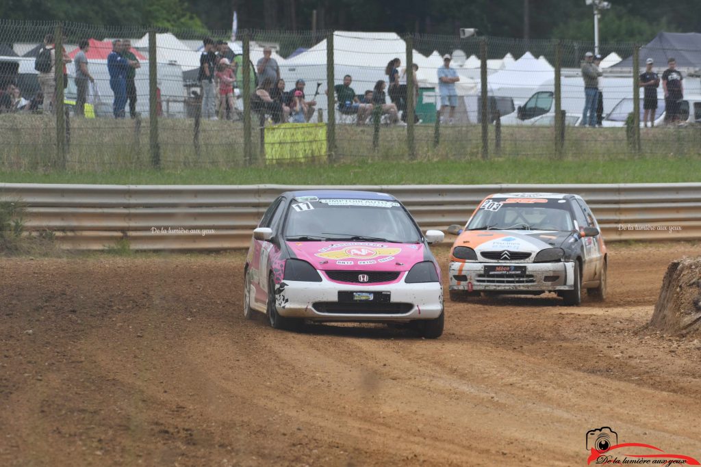 Fol'Car et 2cv Cross au circuit de Bourges Allogny 8 et 9 juin 2024 photographe De la lumière aux yeux