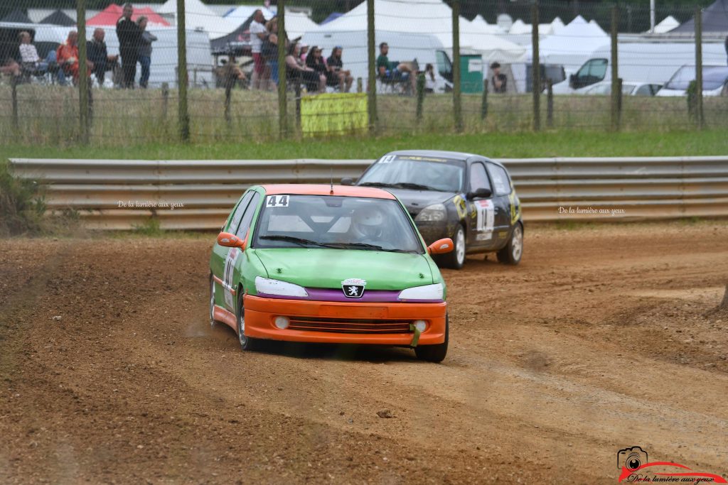 Fol'Car et 2cv Cross au circuit de Bourges Allogny 8 et 9 juin 2024 photographe De la lumière aux yeux