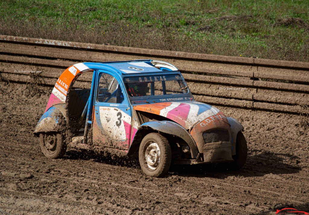 Fol'Car et 2CV Cross circuit Sougy 2024 photographe De la lumière aux yeux