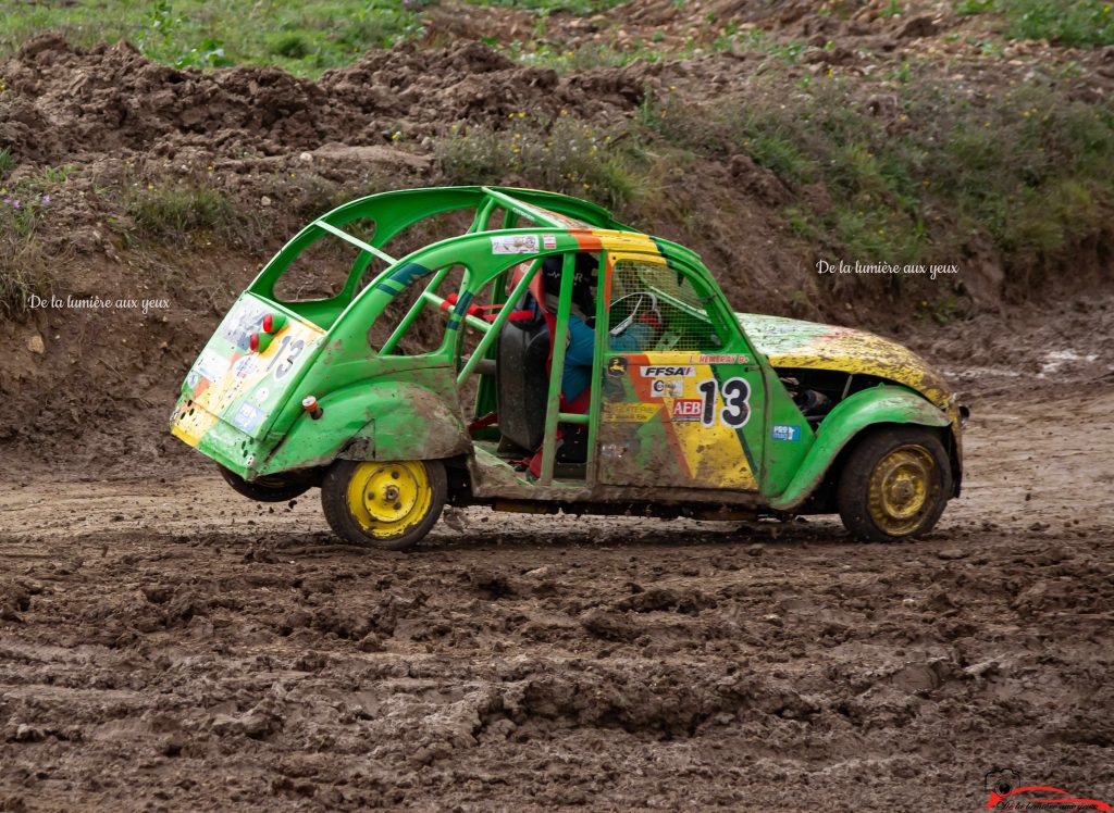 Fol'Car et 2CV Cross circuit Sougy 2024 photographe De la lumière aux yeux